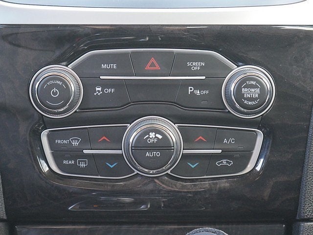 2022 Chrysler 300 Touring AWD