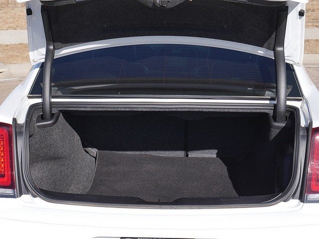 2022 Chrysler 300 Touring AWD