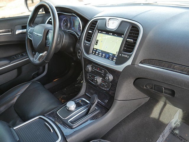 2022 Chrysler 300 Touring AWD