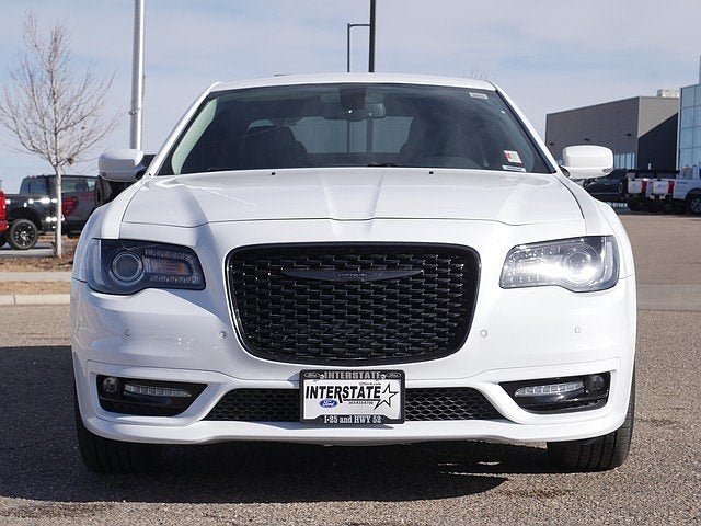 2022 Chrysler 300 Touring AWD