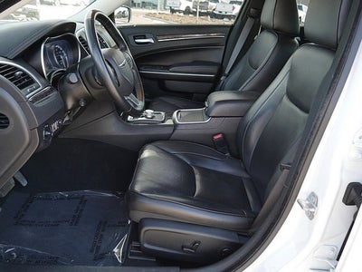 2022 Chrysler 300 Touring AWD