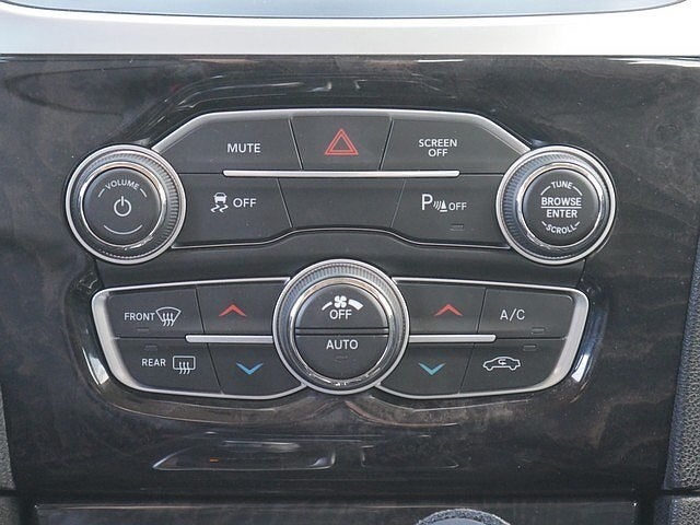 2022 Chrysler 300 Touring AWD