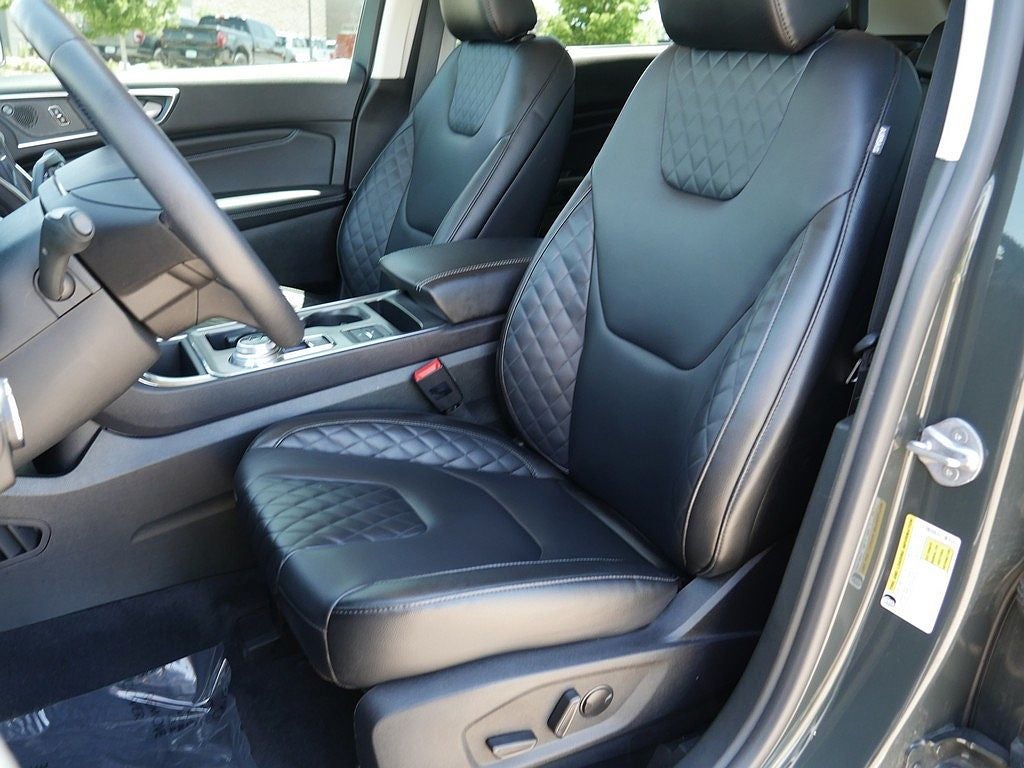 2024 Ford Edge Titanium AWD