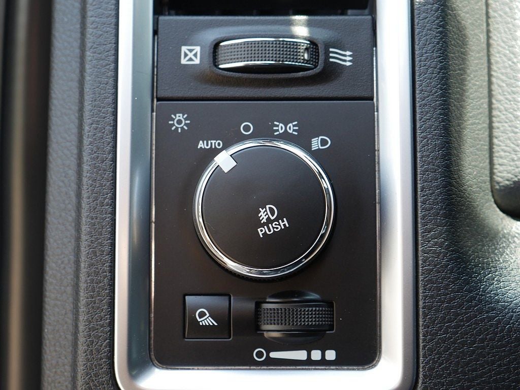 2016 RAM 1500 Big Horn CREW 5.7