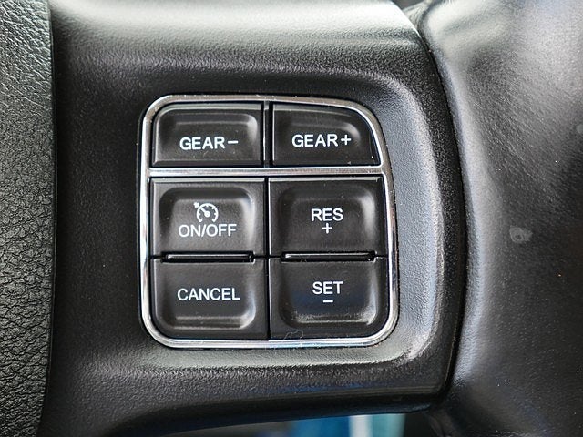 2017 RAM 1500 Big Horn CREW 5.7