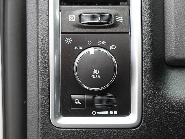 2017 RAM 1500 Big Horn CREW 5.7