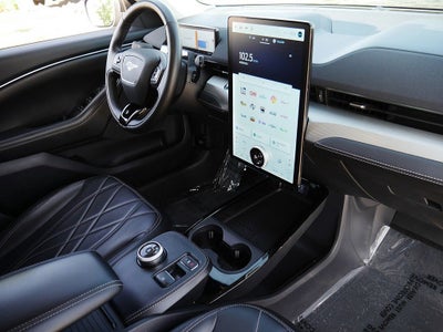 2022 Ford Mustang Mach-E Select AWD