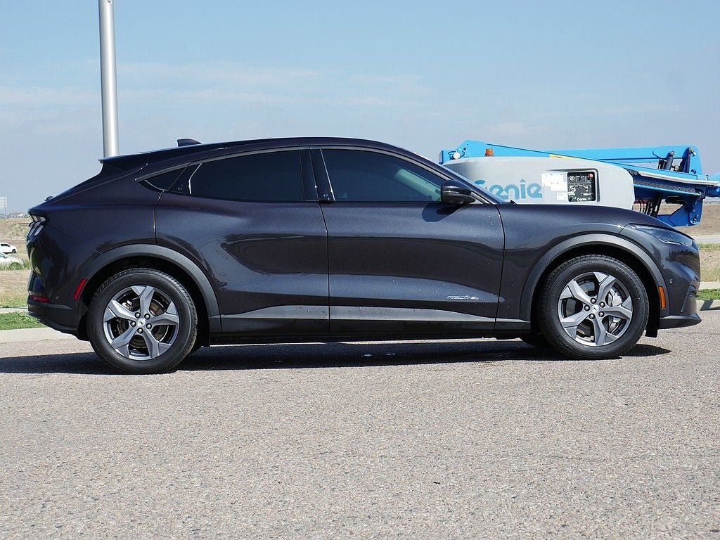 2022 Ford Mustang Mach-E Select AWD