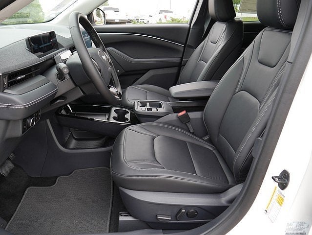 2025 Ford Mustang Mach-E Premium EAWD