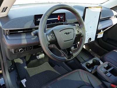 2025 Ford Mustang Mach-E Premium EAWD