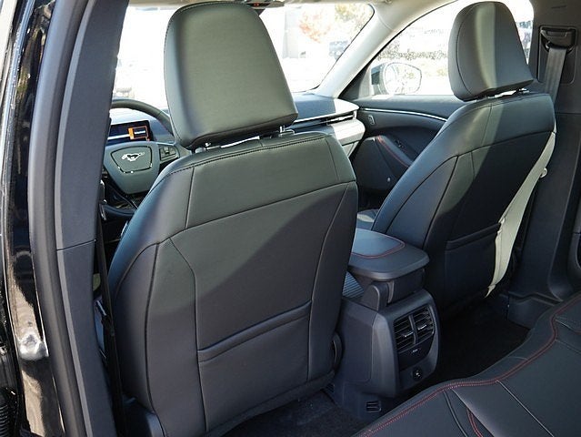 2025 Ford Mustang Mach-E Premium EAWD