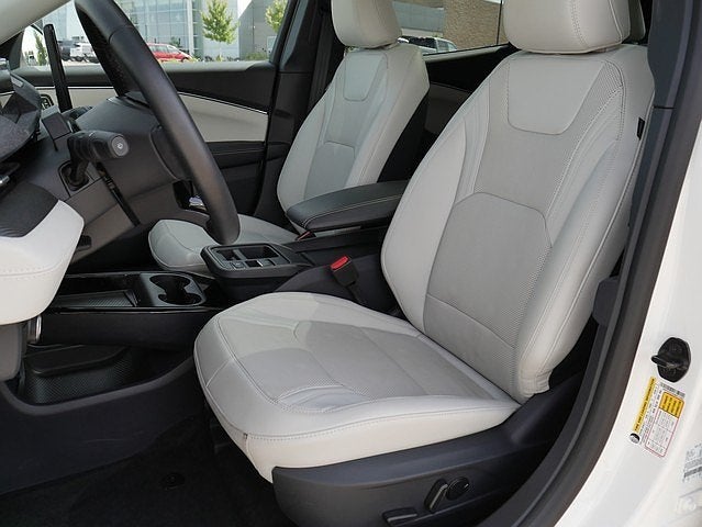 2025 Ford Mustang Mach-E Premium EAWD