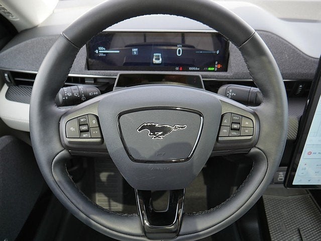 2025 Ford Mustang Mach-E Premium EAWD