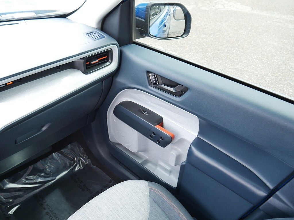 2022 Ford Maverick XLT FWD