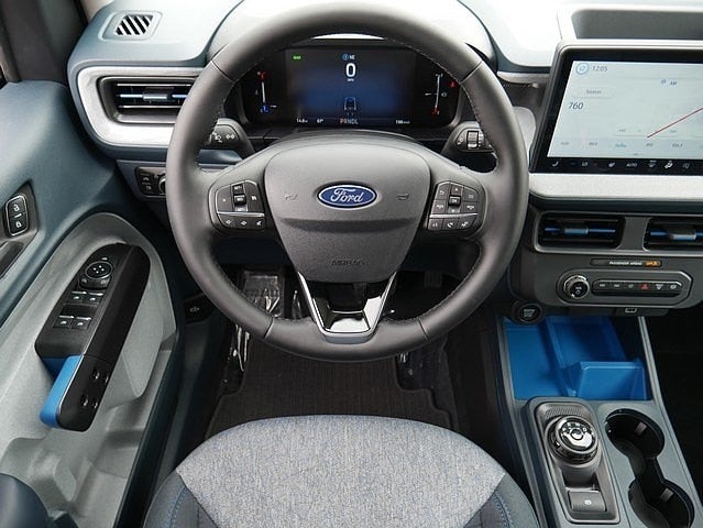 2025 Ford Maverick XLT CREW