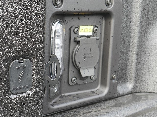 2026 Ford Maverick Lariat CREW 4WD