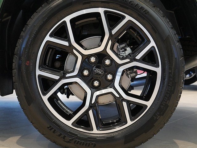 2025 Ford Maverick Lariat CREW AWD