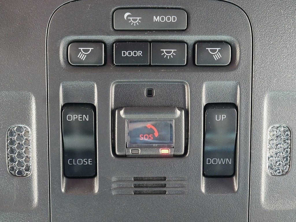 2021 Toyota Avalon Hybrid Limited