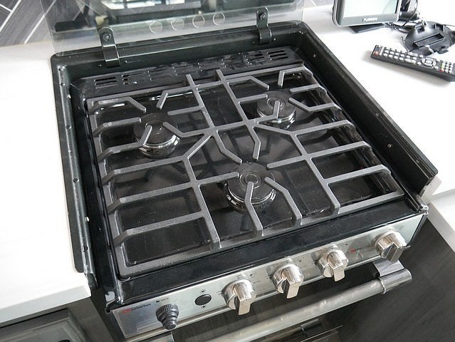 2022 Keystone Montana LEGACY 3231CK 38ft 5th wheel