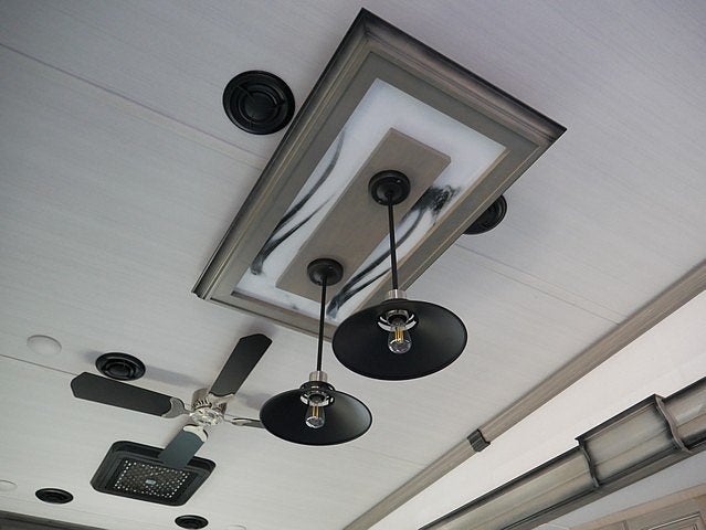 2022 Keystone Montana LEGACY 3231CK 38ft 5th wheel