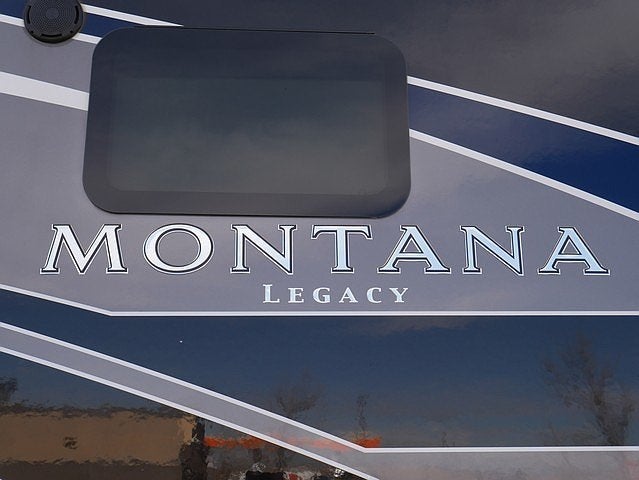 2022 Keystone Montana LEGACY 3231CK 38ft 5th wheel