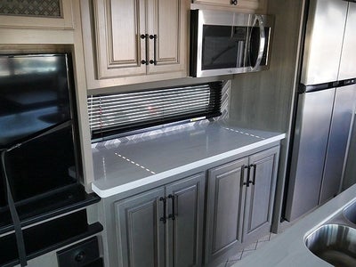 2022 Keystone Montana LEGACY 3231CK 38ft 5th wheel