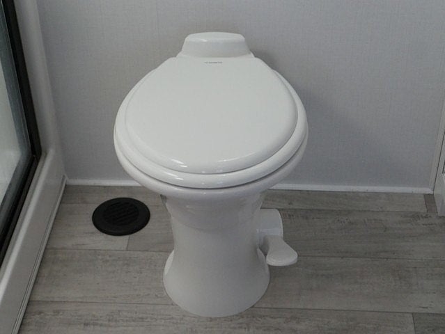 2022 Keystone Montana LEGACY 3231CK 38ft 5th wheel