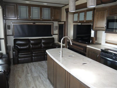 2017 GRAND DESIGN SOLITUDE 310GK