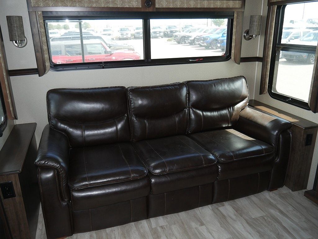 2017 GRAND DESIGN SOLITUDE 310GK