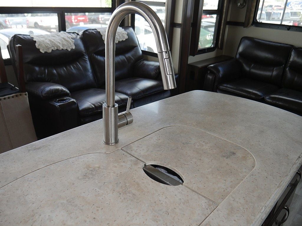 2017 GRAND DESIGN SOLITUDE 310GK