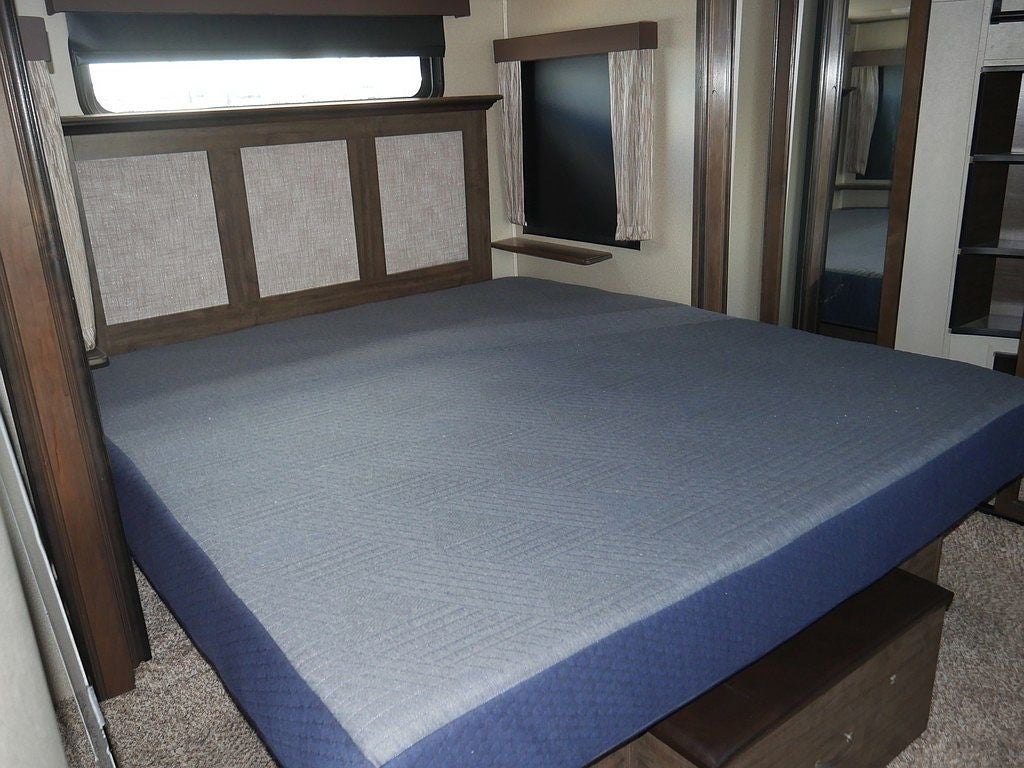 2017 GRAND DESIGN SOLITUDE 310GK