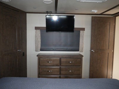 2017 GRAND DESIGN SOLITUDE 310GK