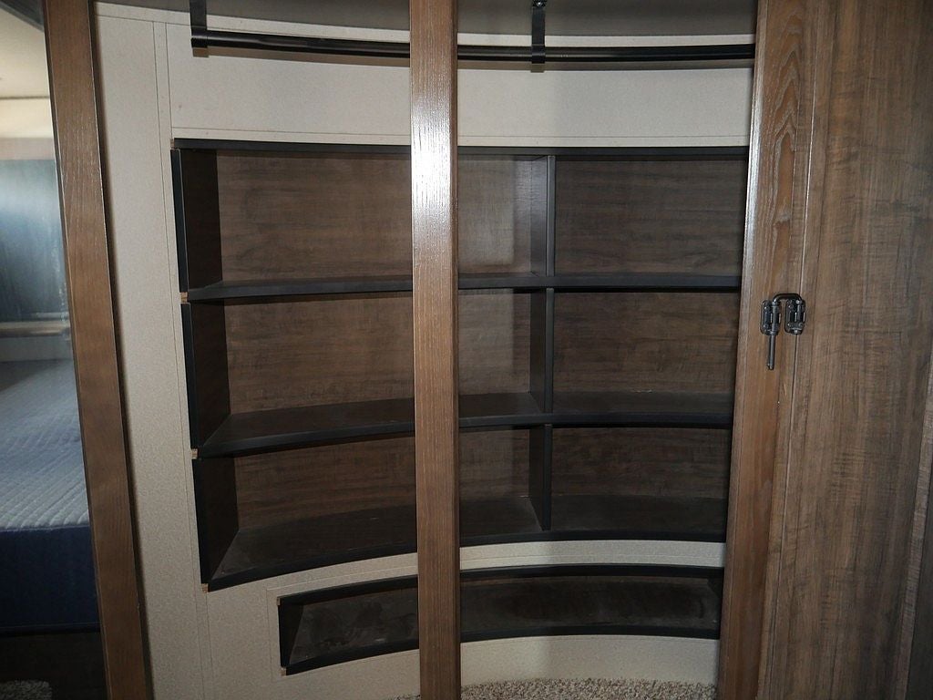 2017 GRAND DESIGN SOLITUDE 310GK