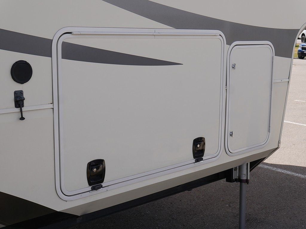 2017 GRAND DESIGN SOLITUDE 310GK