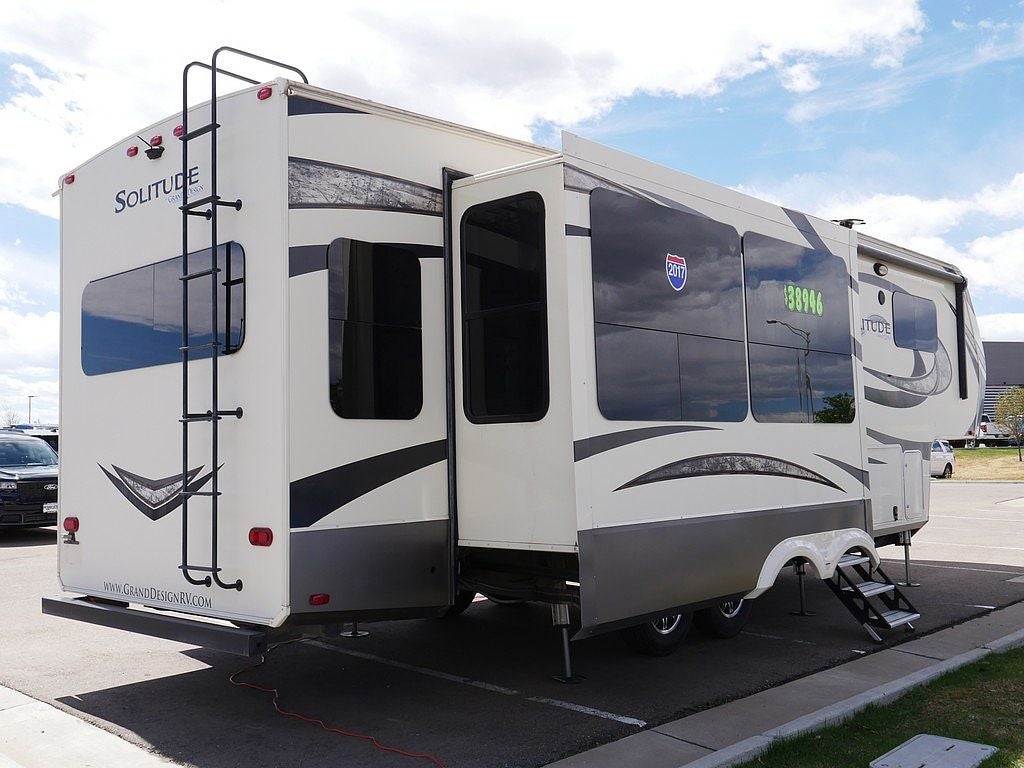 2017 GRAND DESIGN SOLITUDE 310GK