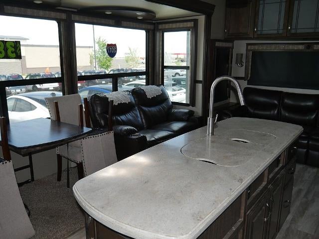 2017 GRAND DESIGN SOLITUDE 310GK