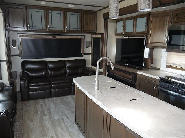 2017 GRAND DESIGN SOLITUDE 310GK