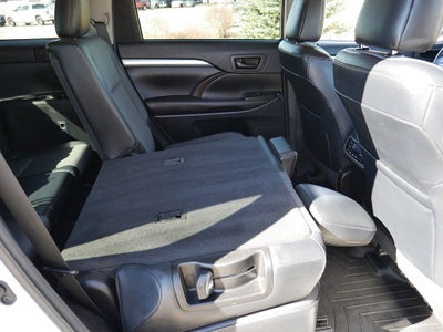 2016 Toyota Highlander LE Plus V6