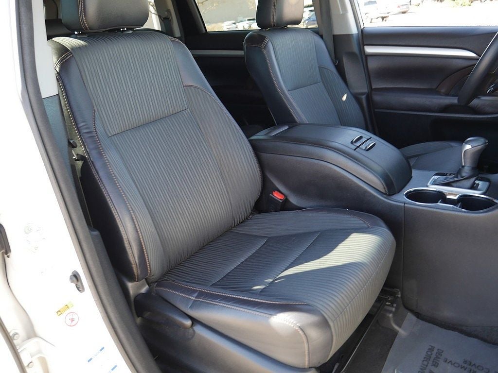 2016 Toyota Highlander LE Plus V6