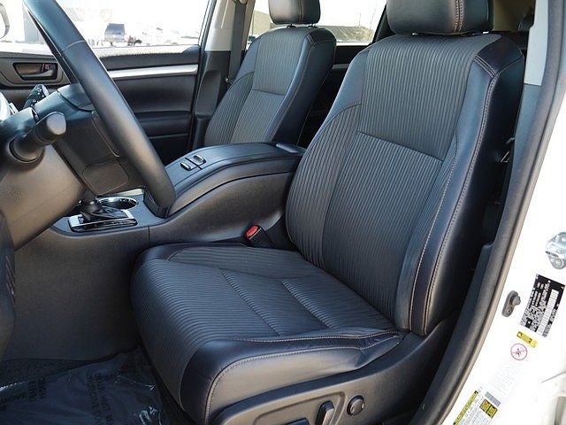 2016 Toyota Highlander LE Plus V6