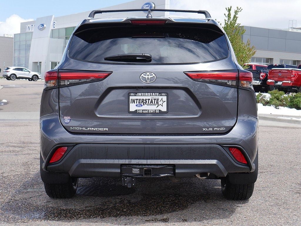 2022 Toyota Highlander XLE AWD