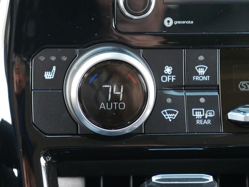 2022 Toyota Highlander XLE AWD
