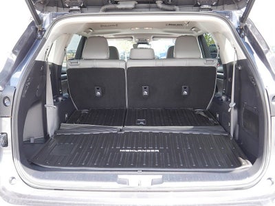2022 Toyota Highlander XLE AWD