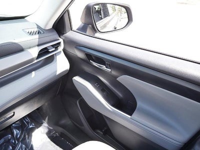 2022 Toyota Highlander XLE AWD