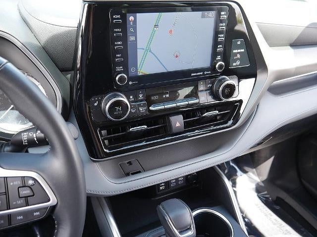 2022 Toyota Highlander XLE AWD