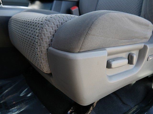 2013 Toyota Tundra Grade CrewMax 4WD