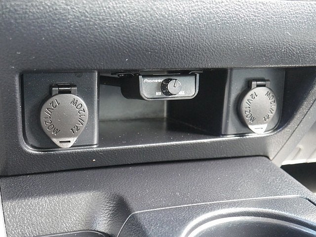 2013 Toyota Tundra Grade CrewMax 4WD