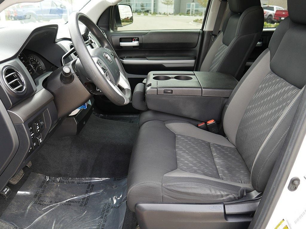 2019 Toyota Tundra SR5 CREW 5.7