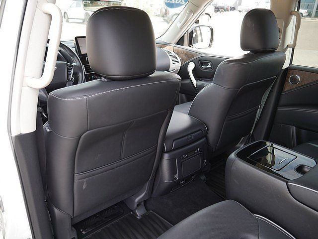 2023 INFINITI QX80 Premium Select AWD