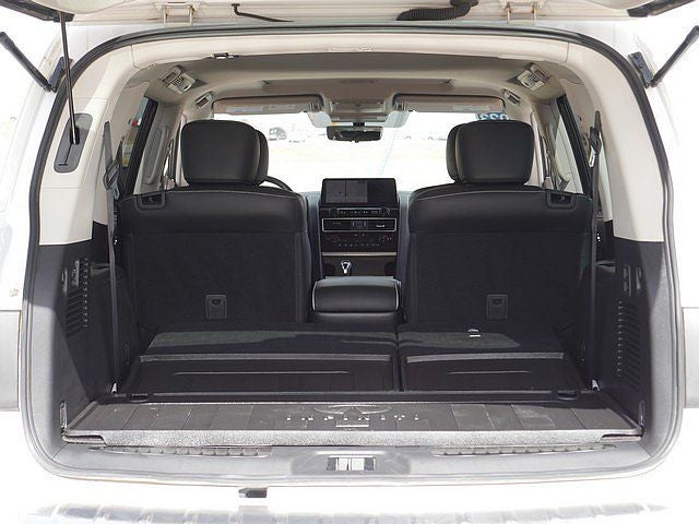 2023 INFINITI QX80 Premium Select AWD